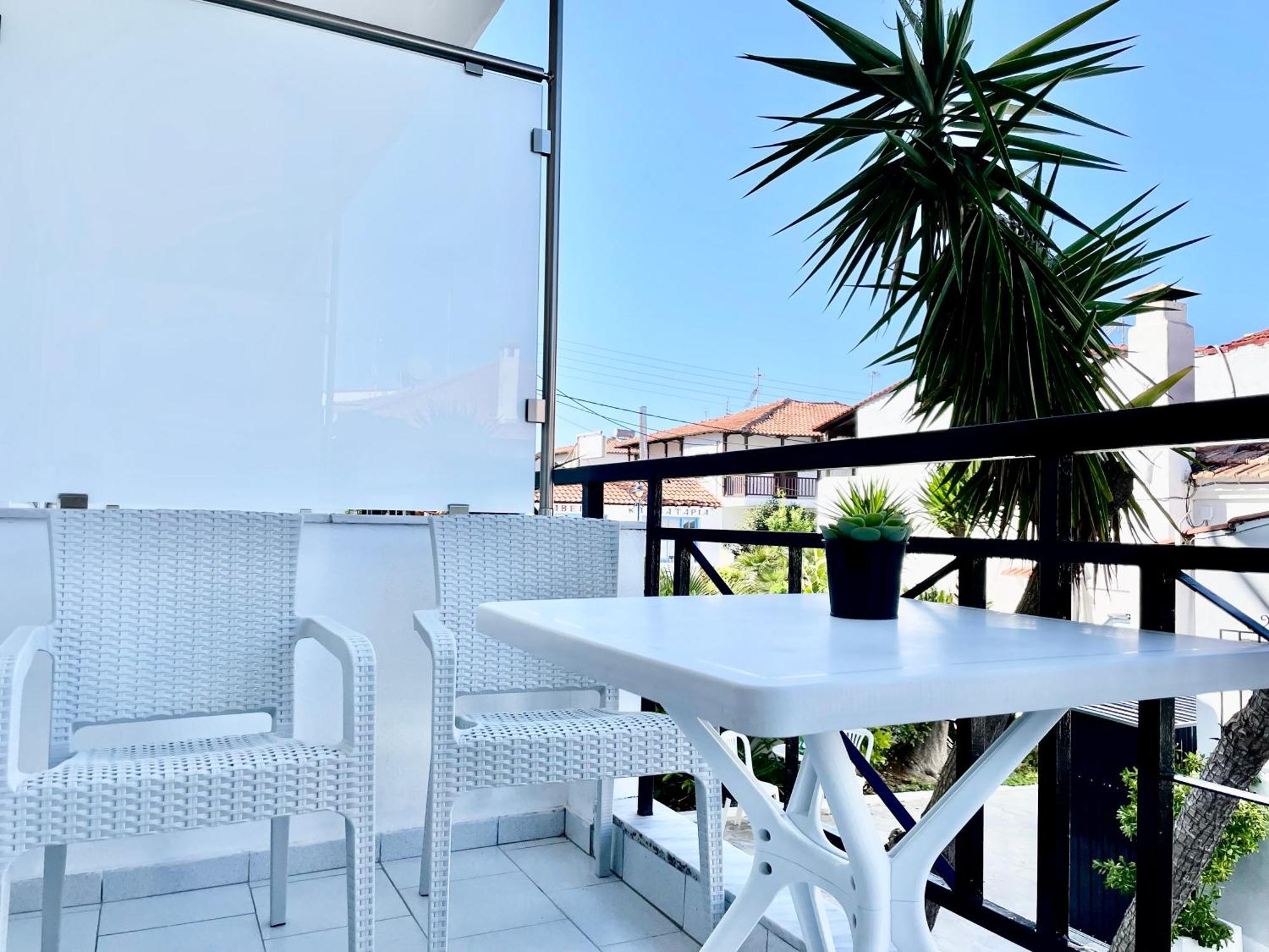 Thalassa Garden Studios Pefkochori Exterior photo